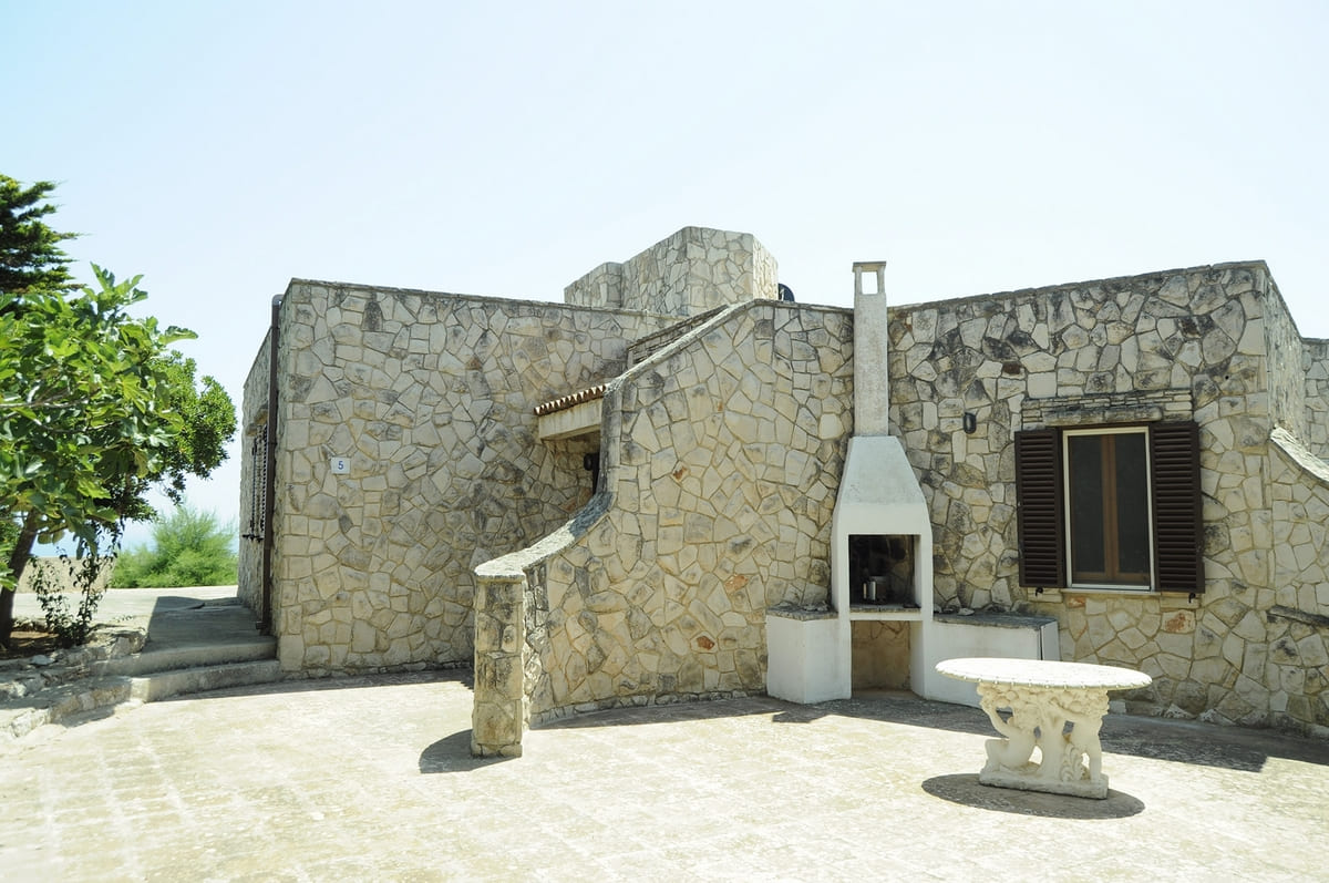scogliera-gabbiano-villa-archi-06